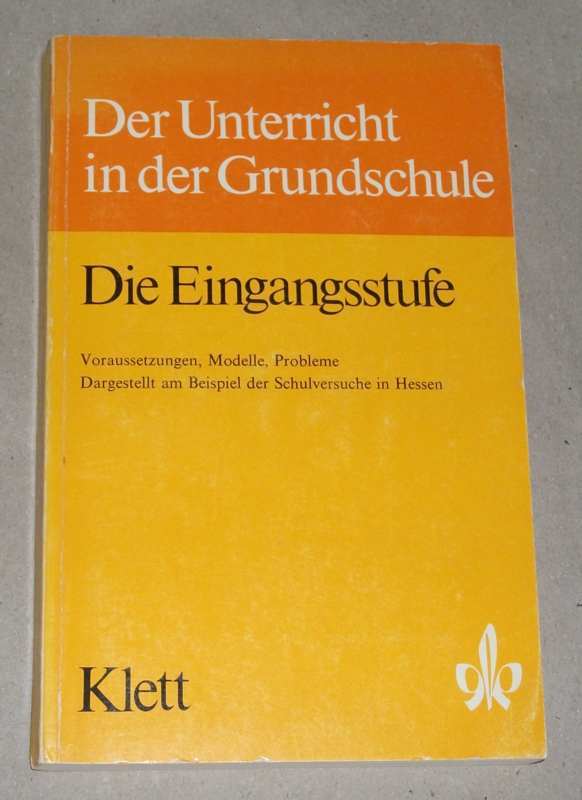 Kroj, Die Eingangsstufe.